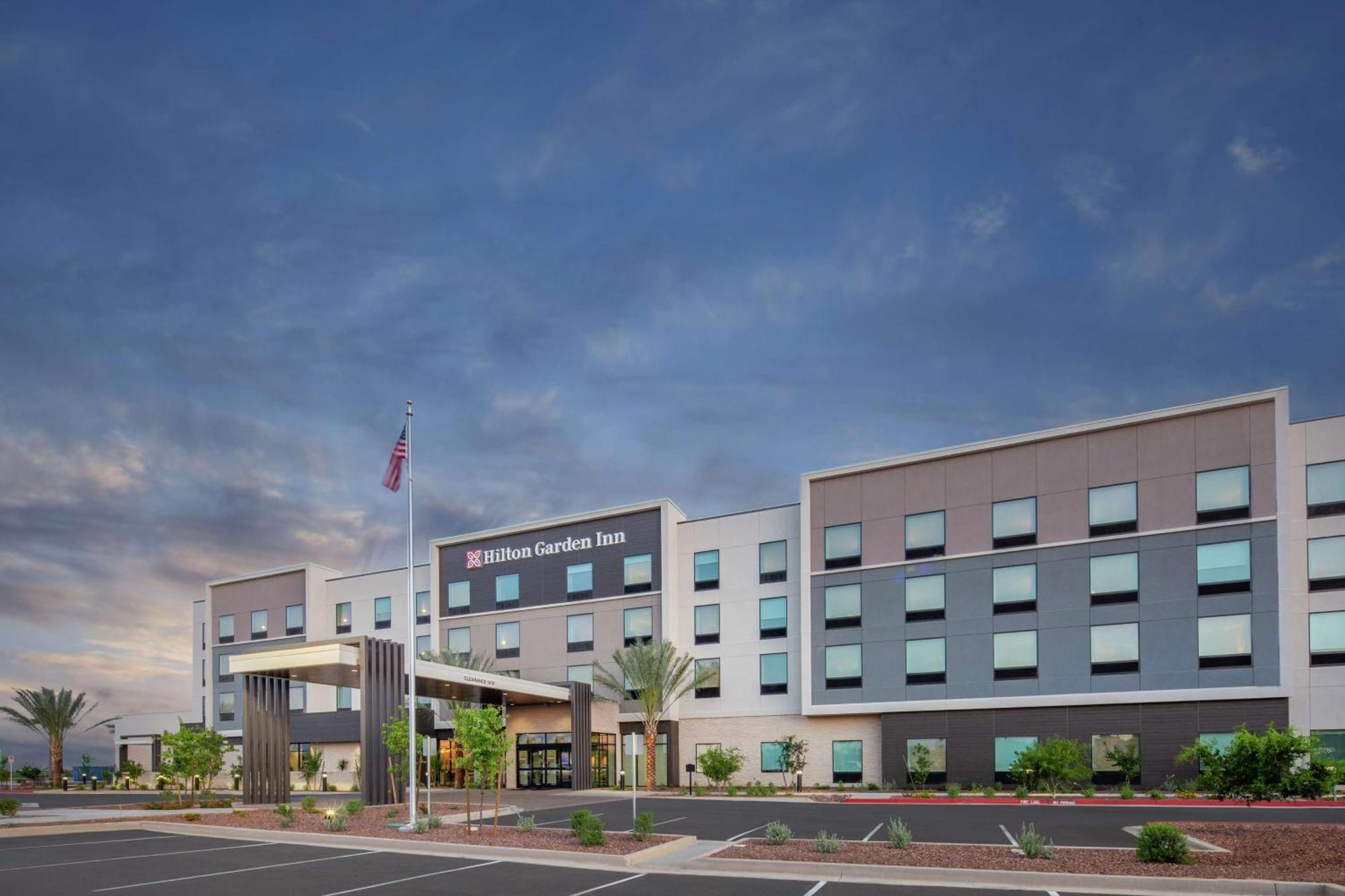 Hilton Garden Inn Surprise Phoenix Exterior foto